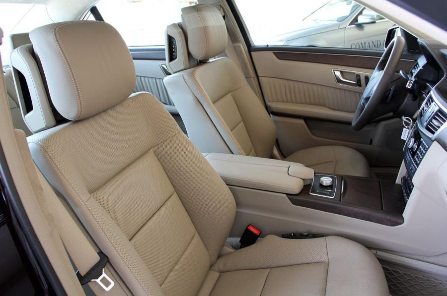  Mercedes-Benz E350 2012 года  (фото 23 из 37)